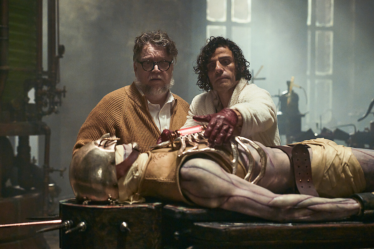 Writer/Director Guillermo del Toro, Oscar Isaac as Victor Frankenstein and Jacob Elordi as The Creature in Frankenstein.
