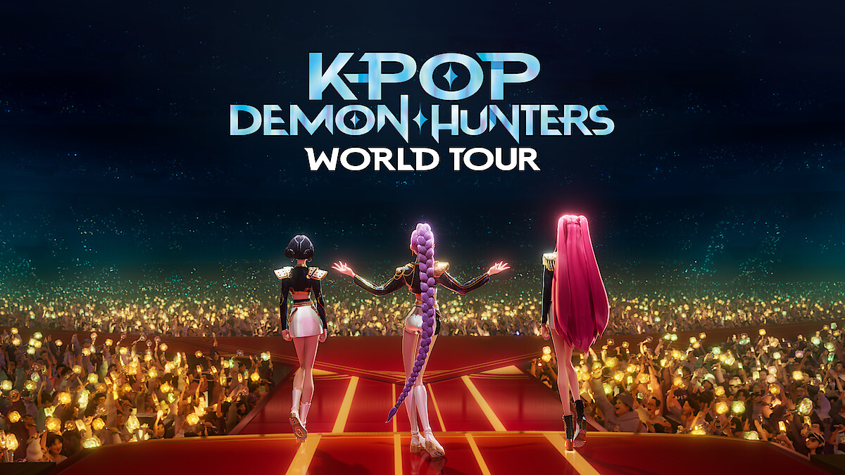 Three animated female characters stand on a stage facing a large cheering crowd with glowing lights, under a night sky, with the title "K-Pop Demon Hunters World Tour" above them.