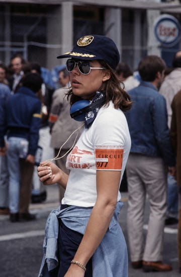 carolina di monaco foto giovane stile look capelli caschetto ribelle carolina di monaco foto giovane anni70