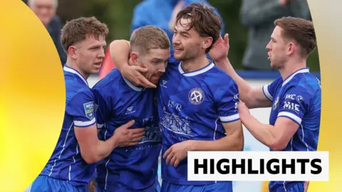 Jamie McGonigle celebrating