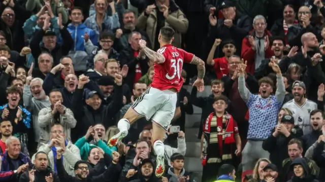 Benjamin Sesko celebrates