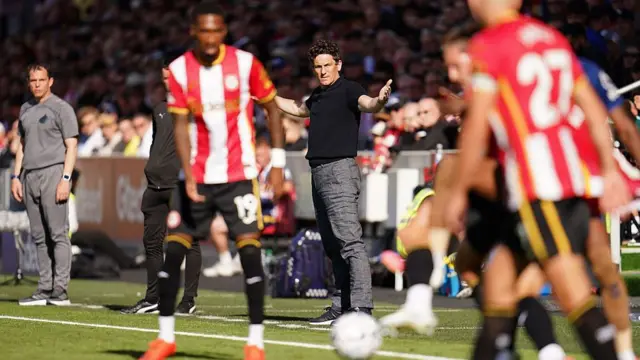 Keith Andrews watches on