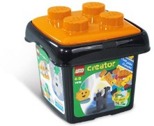 <h1>Halloween Bucket</h1><div class='tags floatleft'><a href='/https/brickset.com/sets/7836-1/Halloween-Bucket'>7836-1</a> <a href='/https/brickset.com/sets/theme-Creator'>Creator</a> <a class='subtheme' href='/https/brickset.com/sets/subtheme-Seasonal'>Seasonal</a> <a class='year' href='/https/brickset.com/sets/theme-Creator/year-2003'>2003</a> </div><div class='floatright'>&copy;2003 LEGO Group</div>