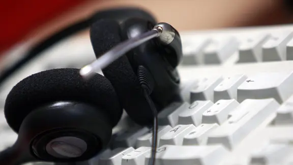 Kopfhörer und Tastatur