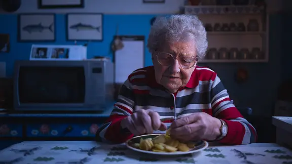 Die Welt der 100-Jährigen: Gerda Borck, geboren 1920, erzählt in der NDR Dokumentation "Ein Jahrhundertleben" aus ihrem bewegten Leben.