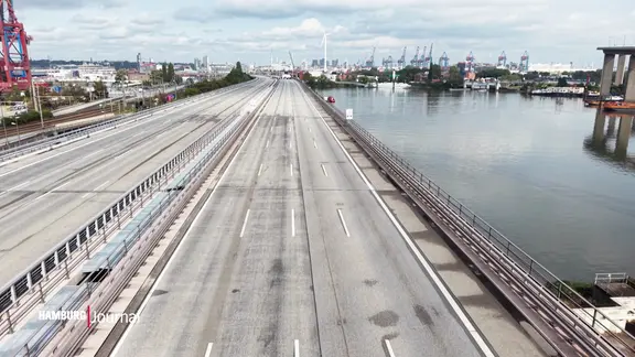 Die Hochstraße Elbmarsch ist noch unbefahren.