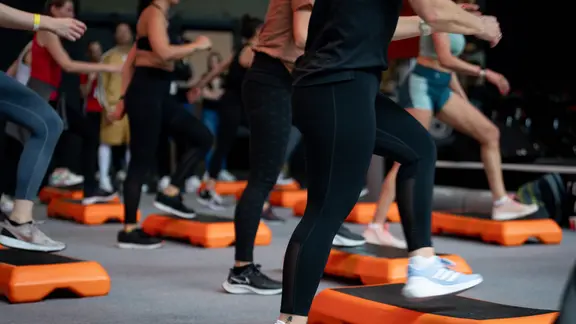 Bewegungskurs im Fitnesstudio