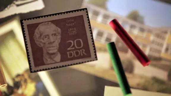 Eine Briefmarke aus der DDR mit dem Porträt Otto Nagels.