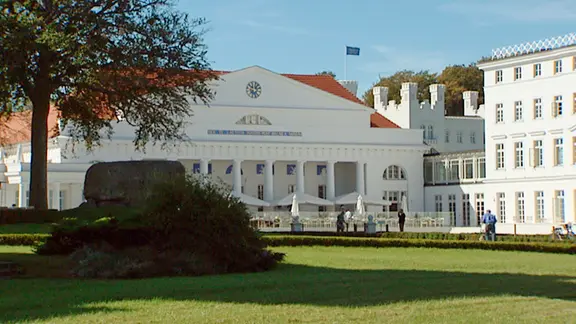 Das erste deutsche Seebad wurde 1793 in Heiligendamm an der Ostsee eröffnet.