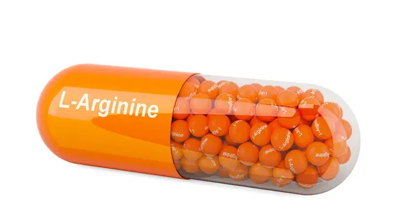 Arginin: Kapsel mit der englischen Aufschrift L-Arginine