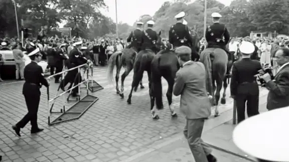 Demonstration gegen den Schahbesuch am 3. Juni 1967 in Hamburg