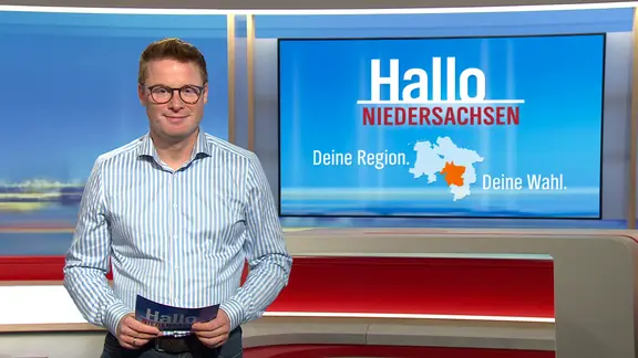 Bertil Starke steht im Hallo Niedersachsen Studio.