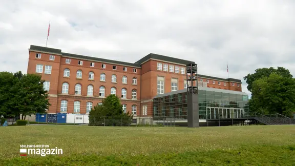 Eine Außenaufnahme des Kieler Landtages