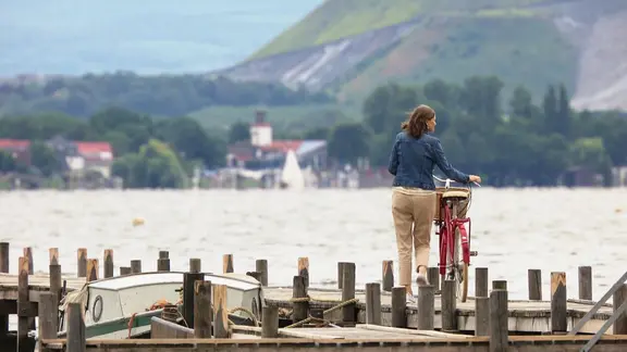 Heike Götz am Ufer des Steinhuder Meer
