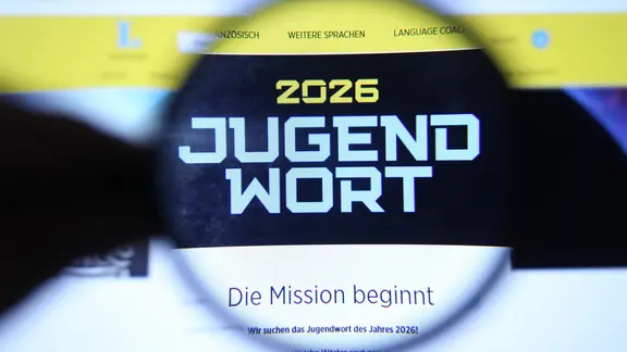 Auf einem Laptop wurde die Website vom Langenscheidt-Verlag aufgerufen
