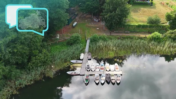 Boote auf der Seenplatte.