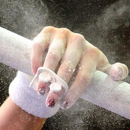 Hand an Barrenstange