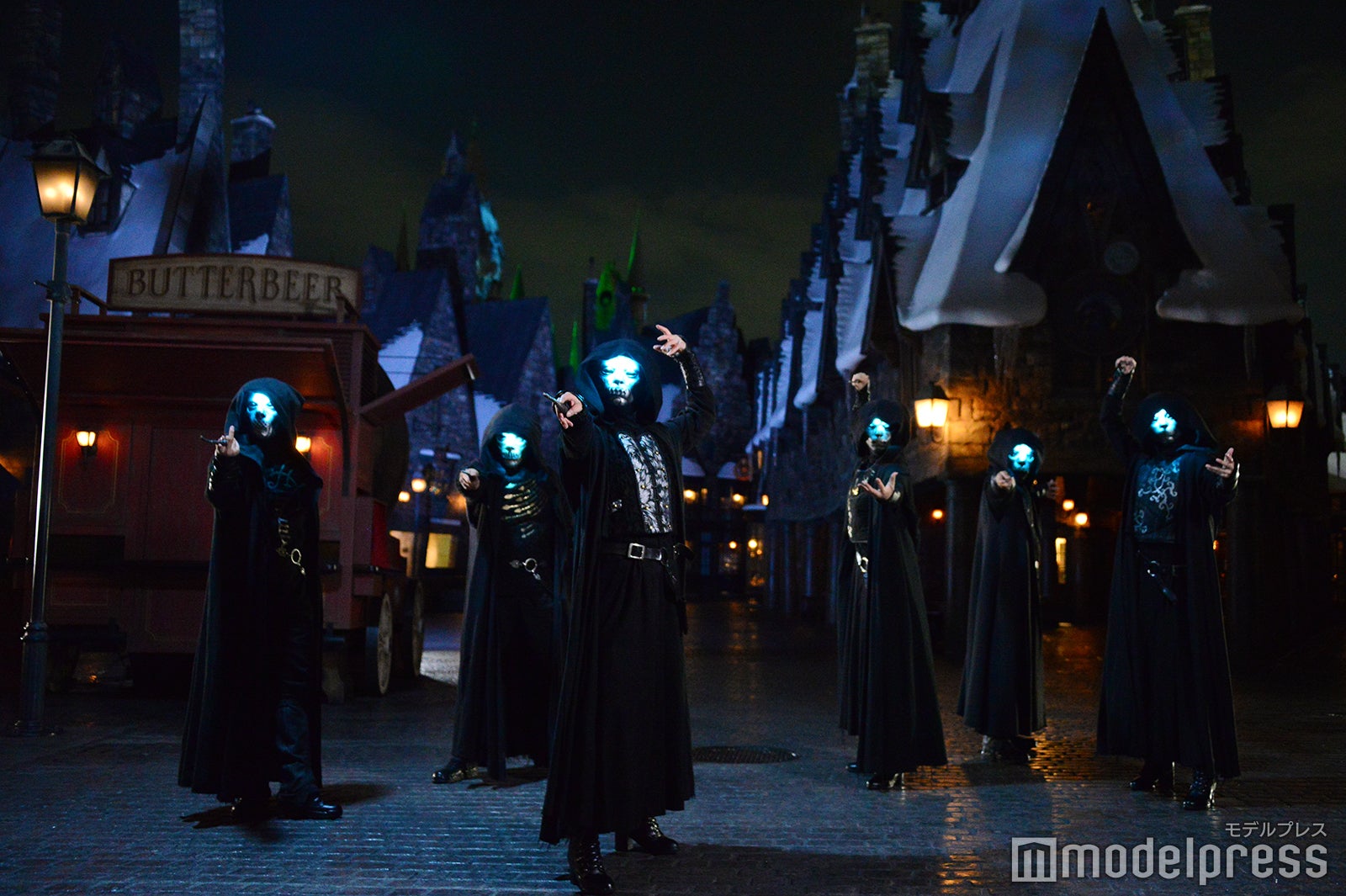 USJ“ハリポタ”エリアに8年ぶりデス・イーターが降臨！「三本の箒」には特別フード登場