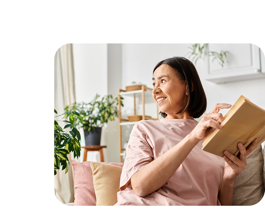 Image of a mom creating a custom automation with Gemini in the Google Home app