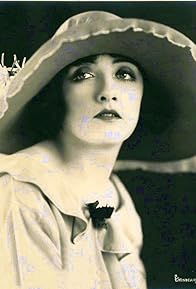 Primary photo for Shannon Day