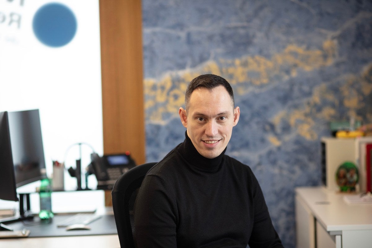 Islam Alijaj: Der Steve Jobs einer "Behinderten-Revolution"?