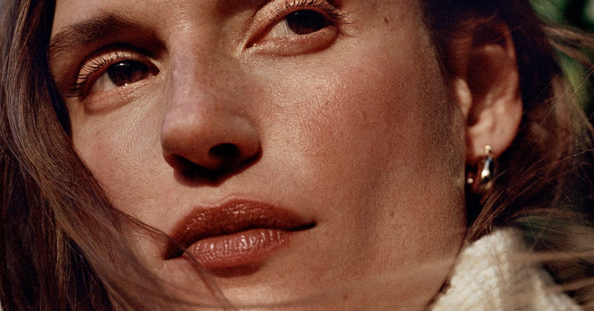 Shop MERIT Beauty - Free Shipping over $40 - * Each first order comes with MERIT's signature bag