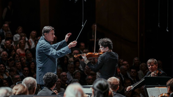 Augustin Hadelich (Violine), Christian Thielemann (Dirigent), Wiener Philharmoniker | Bild: SF/Marco Borrelli