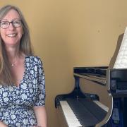 Jen Holder is organising a meet-up group for amateur pianists.