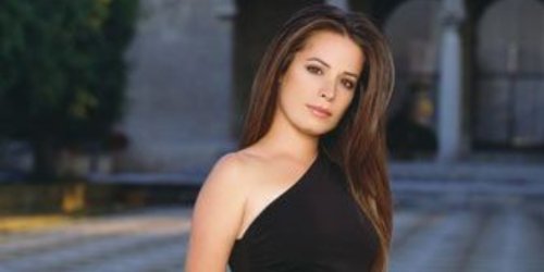 Holly Marie Combs