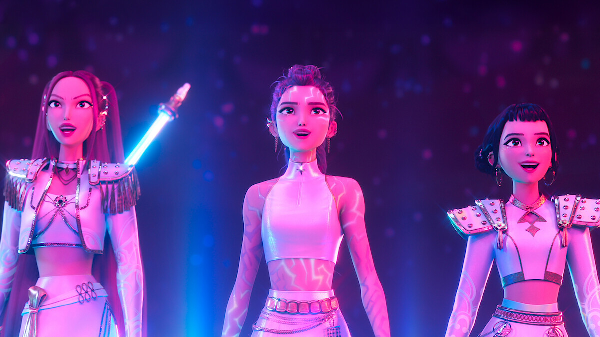 Huntrix performs "What it Sounds Like" in 'Kpop Demon Hunters'