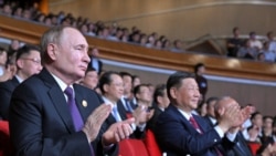 中国领导人习近平与俄罗斯总统普京在北京观看庆祝中俄建交75周年的专场音乐会。（2024年5月16日）