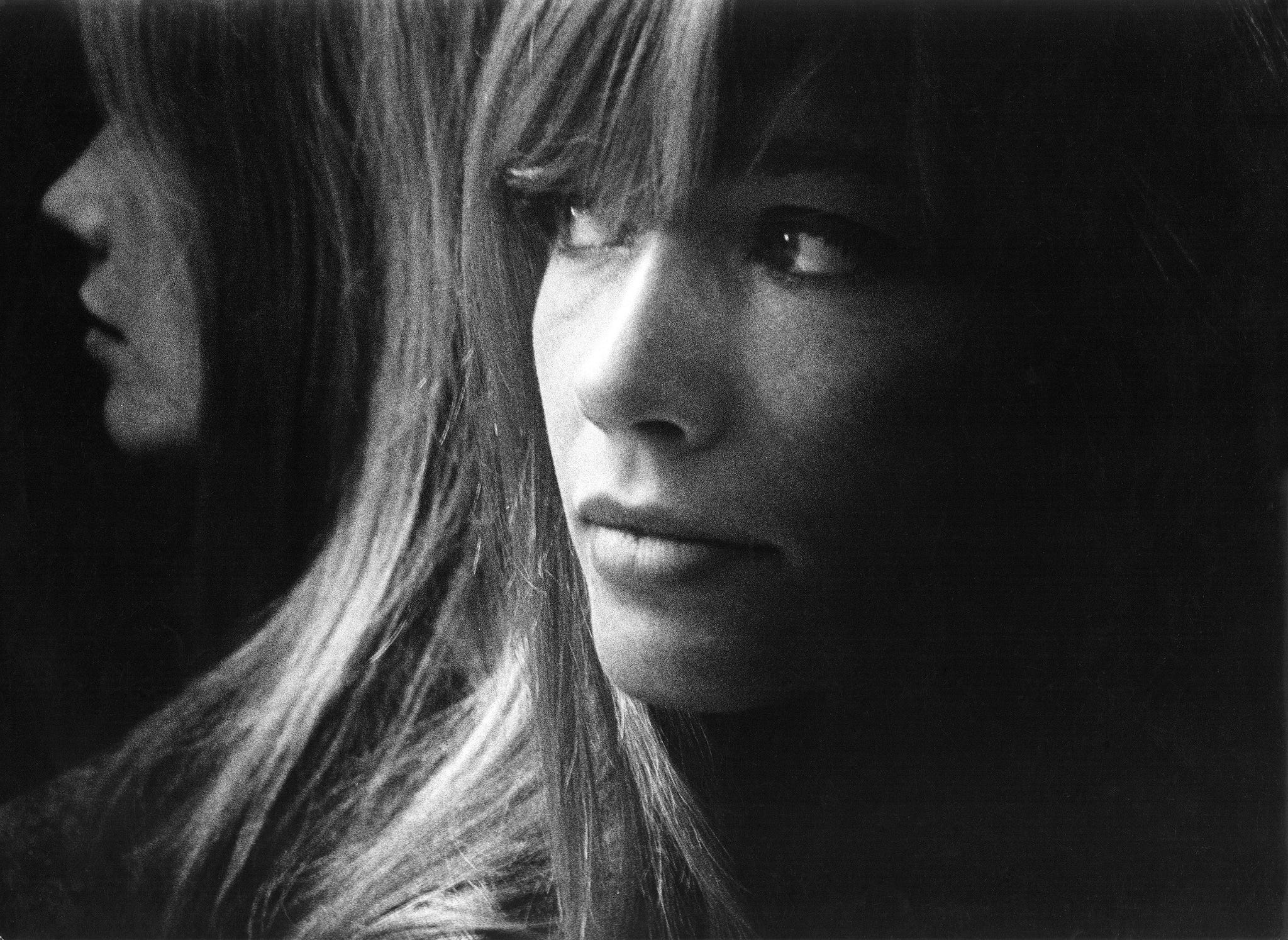 francoise hardy foto giovane stile look taglio capelli lunghi frangia laterale francoise hardy foto giovane stile look taglio capelli lunghi frangia laterale