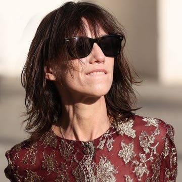Charlotte Gainsbourg foto oggi stile look ysl taglio capelli donna medioi castano francese Charlotte Gainsbourg charlotte gainsbourg foto oggi stile look ysl taglio capelli donna medioi castano francese charlotte gainsbourg