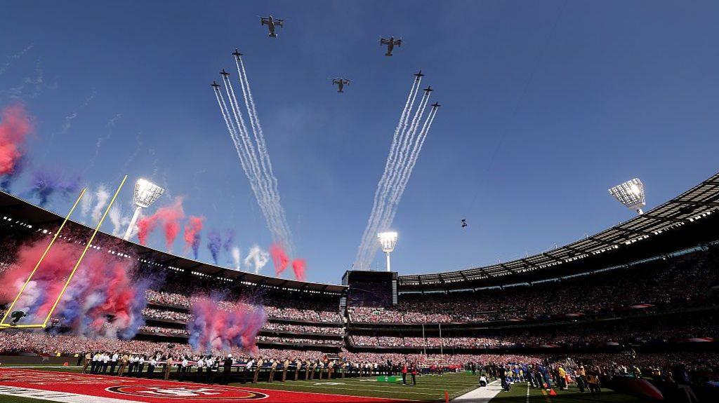 Planes fly over MCG