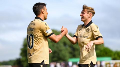 St Mirren's Samuel Ramos and Luke Douglas celebrate
