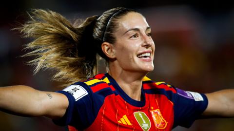 Alexia Putellas celebrates