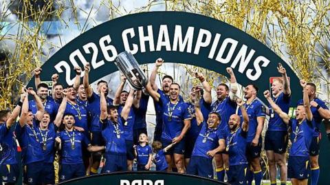 Leinster celebrate after receiving the URC trophy