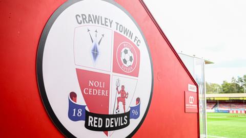 Crawley Town emblem