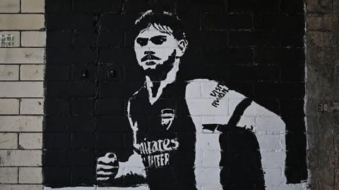 A mural paying tribute to Vigar at Arsenal