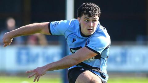 Harri Wilde kicks for goal with Cardiff RFC in Super Rygbi Cymru