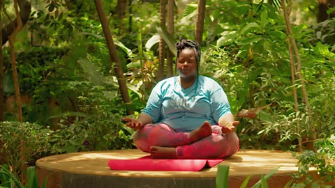 Around the World in 80 Weighs Season 1 Episode 4