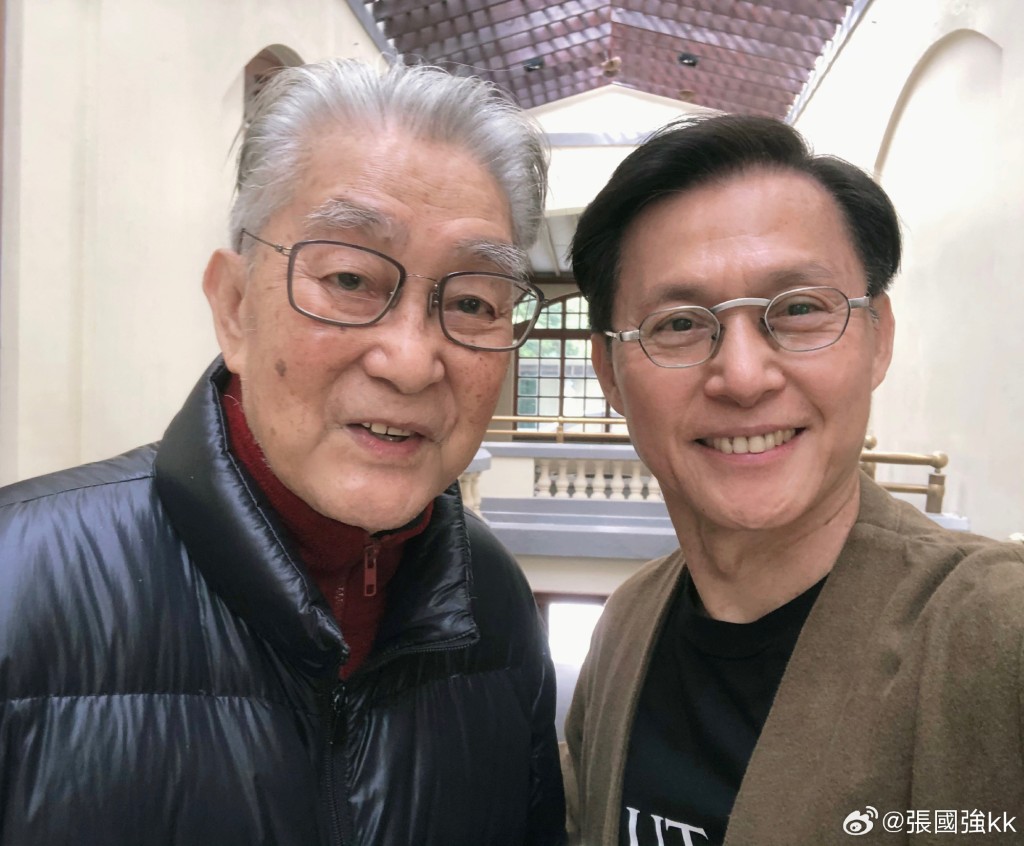 張國強最近再次相約周驄聚會，只見91歲的周驄依然精神奕奕。