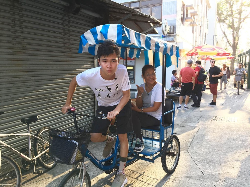 楊盼盼近年只間中拍攝香港的節目。