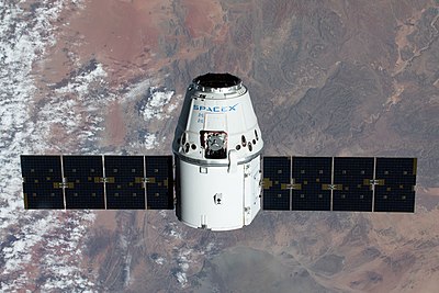 Wahana antariksa Dragon 1 yang diproduksi SpaceX mengangkasa dalam misi SpaceX CRS-20 oleh NASA.