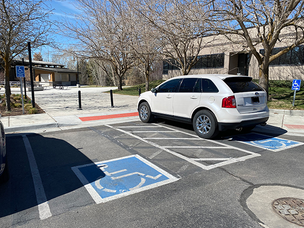 2-ADA-compliant-parking-spaces-with-loading-zone-between