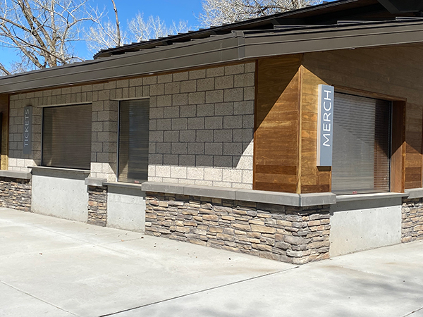 Wheelchair-accessible-ticket-and-merchandise-booths-with-wheelchair-height-countertops